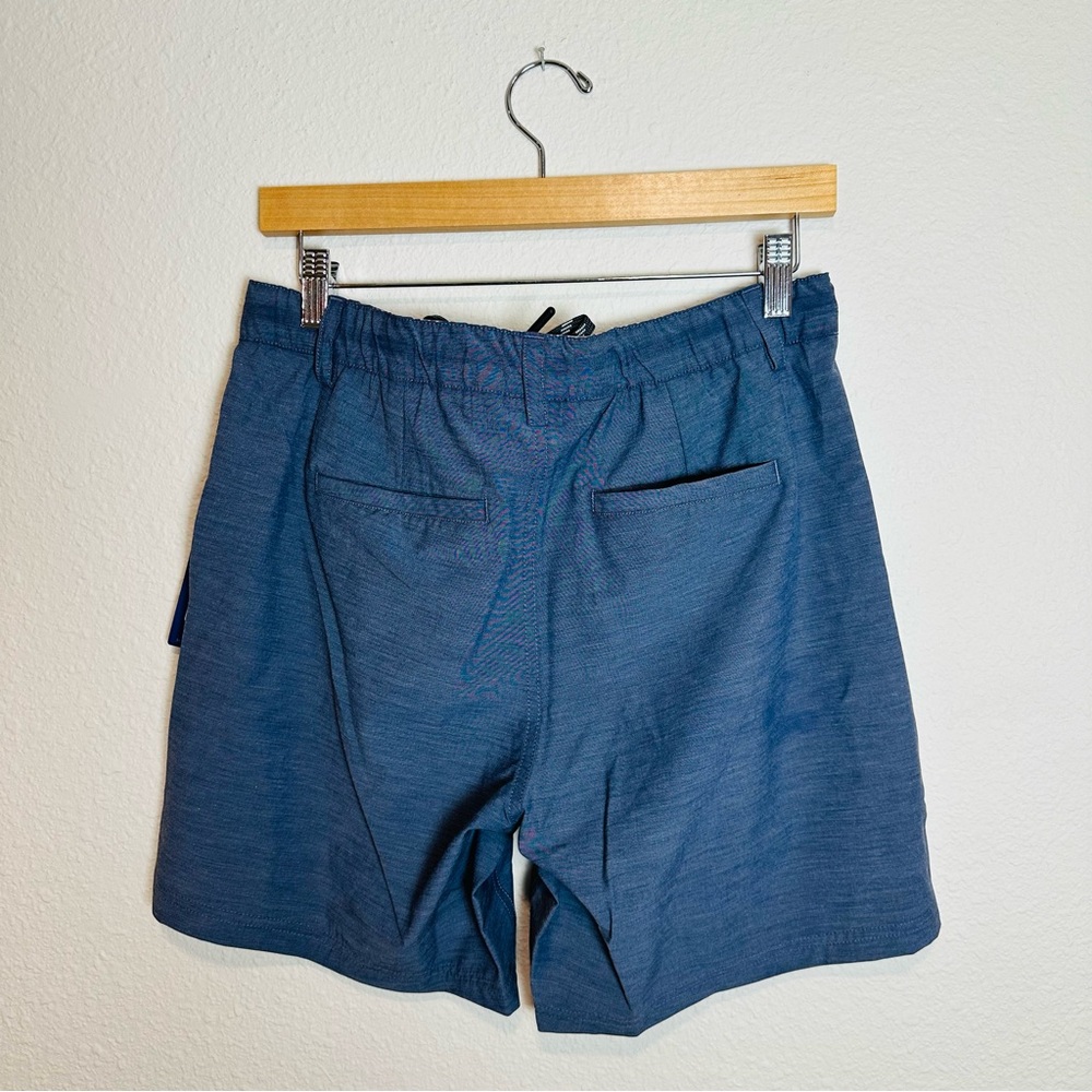 HUK Shoreline Hybrid Men’s Shorts Size Small NWT - Picture 4 of 6